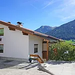 Apartamento Haus Sailer By Interhome